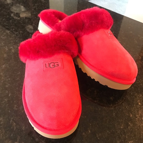 New UGG Cozy Slipper, Ribbon Red Fuzzy Slippers, Cherry Red Plush Slip-Ons, UGGs - Picture 8 of 16